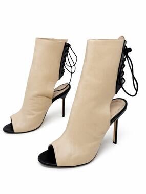 Manolo Blahnik Bellantomod Lace Up Peep Toe Ankle Boots Womens Size EU 37